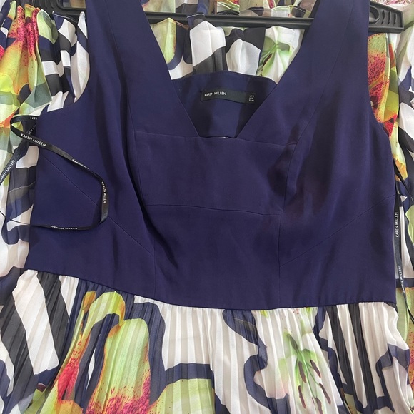 ❌ sold ❌ Karen Millen midi dress (NWOT) - Picture 4 of 6